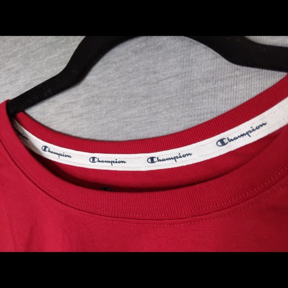 🎄 3/$35 👯‍♀️Host Pick⚡️Champion Logo Cropped Tee - Picture 7 of 12